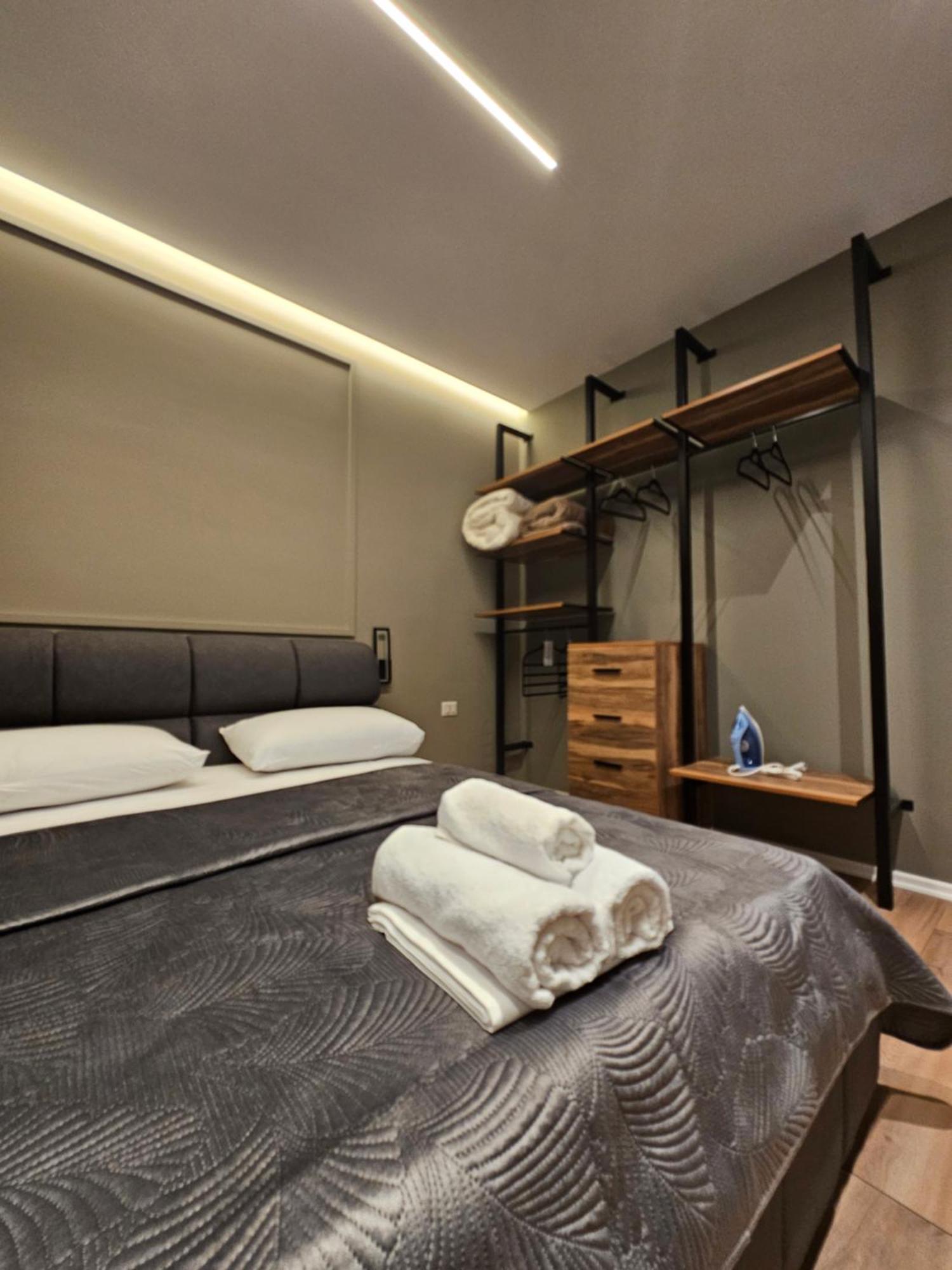 Kdk Apartment