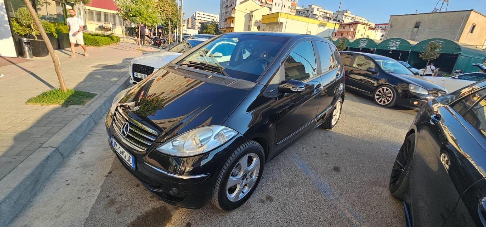 Kdk Appartamento Tirana